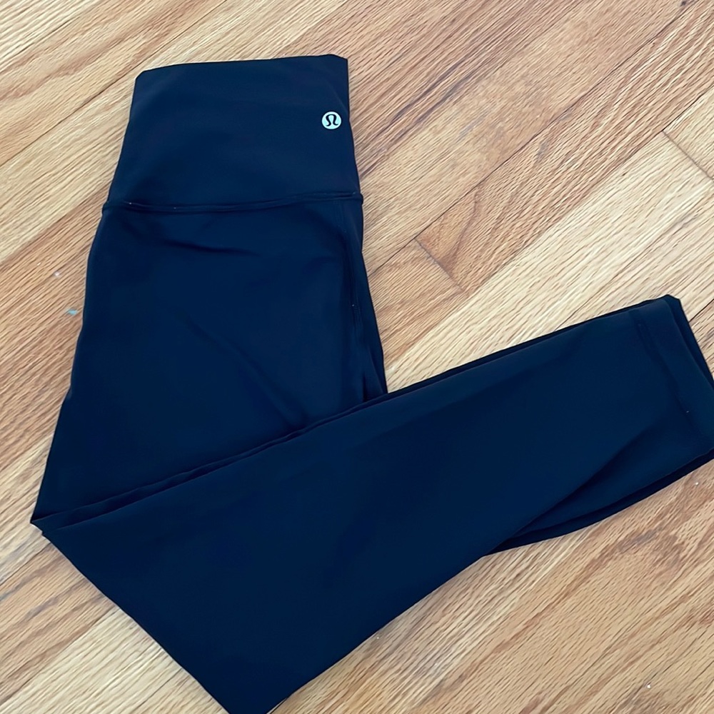 Lululemon Wunder Under 23 inch Leggings Black Size 4